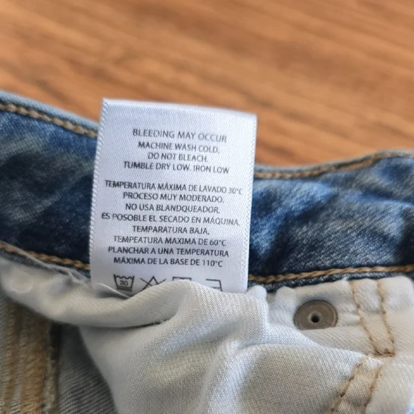 Hidden Women's light wash jeans, 26 - Picture 9 of 11